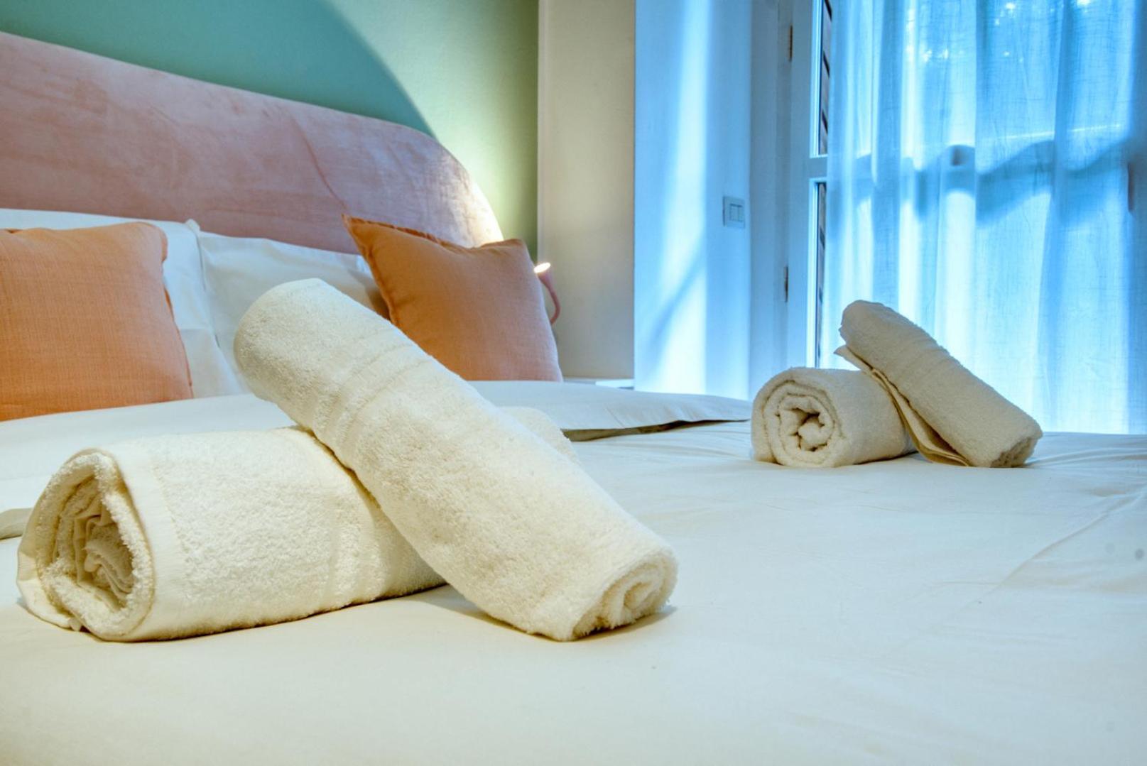 Italianflat - Elegant Suites With Balcony In Navigli Mediolan Zewnętrze zdjęcie